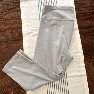 NWOT GapFit Eclipse Cropped High Rise Legging